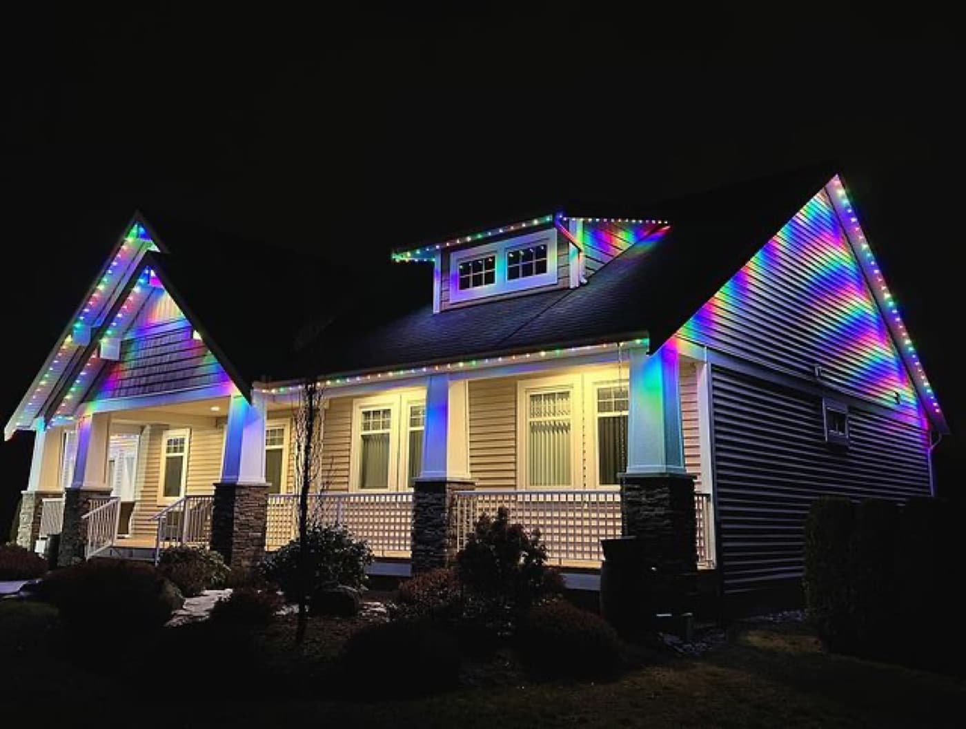 Holiday multi-colour permanent lighting